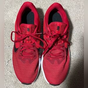 NIKE - Red Athletic Sneakers with Black Swoosh👟👟👟